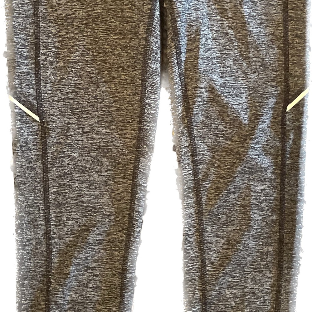 Athletic Pants (spandex). Send me an offer for $25 and I will accept!